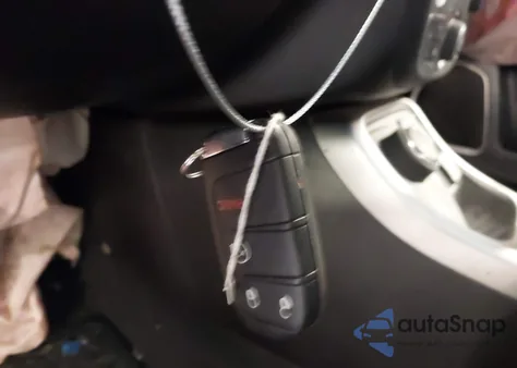 2019 Jeep Compass Latitude 4X4 из США, поврежденный, VIN 3C4NJDBB3KT807823